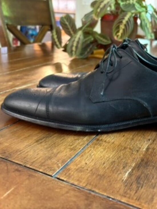 Salvatore Ferragamo Men\'s 10.5 D Black Leather Capped Oxford Shoes